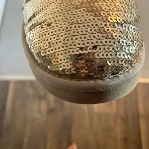 Uggs Sequen boots size 10.